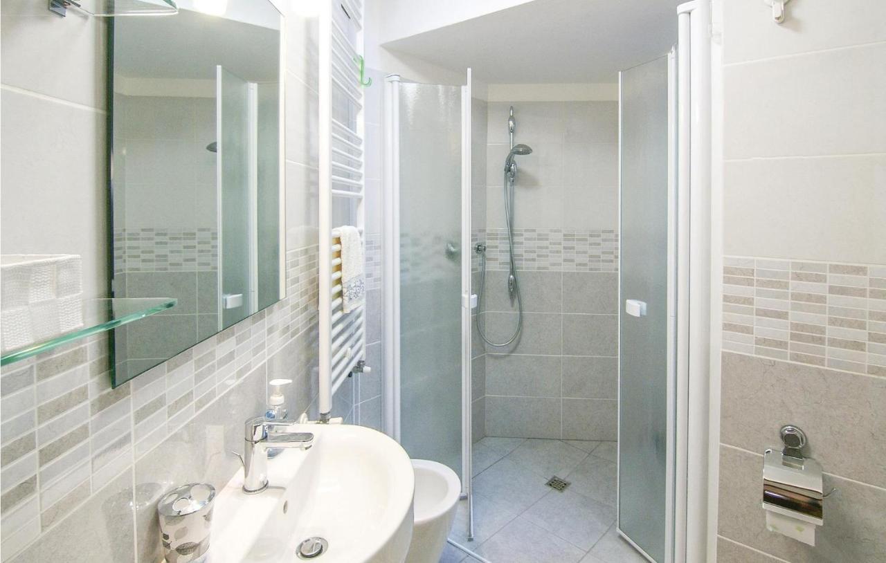 Lovely In Montecatini Alto With Kitchen Holiday home *